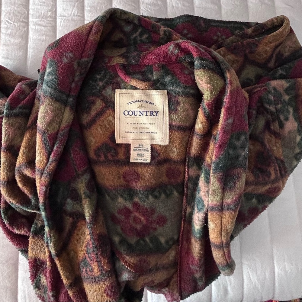 Victoria's‎ Secret Multicolor Aztec Patterned Robe size Petite Small - Picture 3 of 3